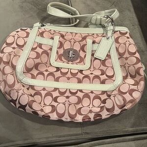 COACH signaturere Bag with Seafoam Green Leather Trim!